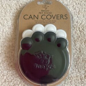 NWT Paw Print Shaped Pet Food Can Covers